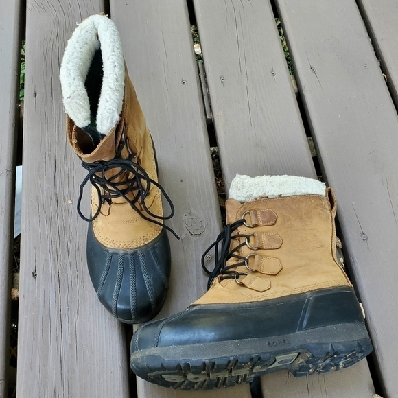 Sorel Men's Buff Nubuck Suede Leather Caribou II Winter Snow Boots Size 8 - Picture 1 of 8